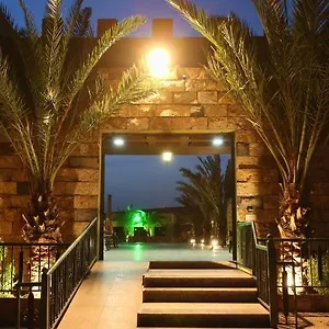 bait-alaqaba-home.hotelsaqaba.com/