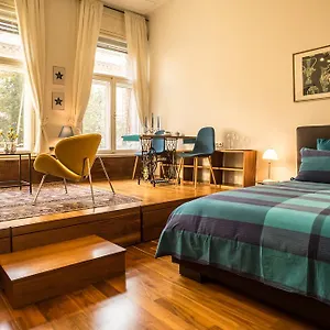 Apartment Parliament With A View, Budapest