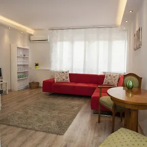 Apartment Ilona 2 Bedrooms In The Center, Budapest